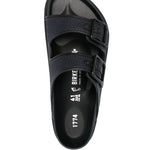 Ciabatte Arizona con fibbia in nero di Birkenstock - unisex 