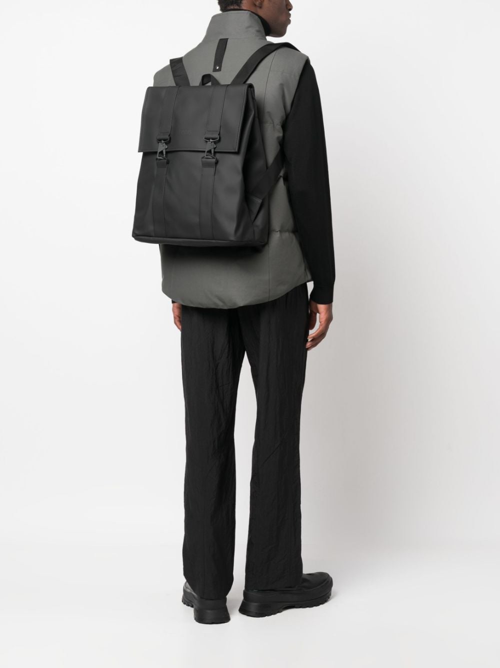Zaino impermeabile con logo goffrato in nero Rains - unisex 