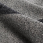 Sciarpa con stampa monogramma in grigio - donna 