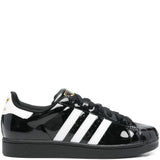 Sneakers superstar II con finitura lucida in nero 