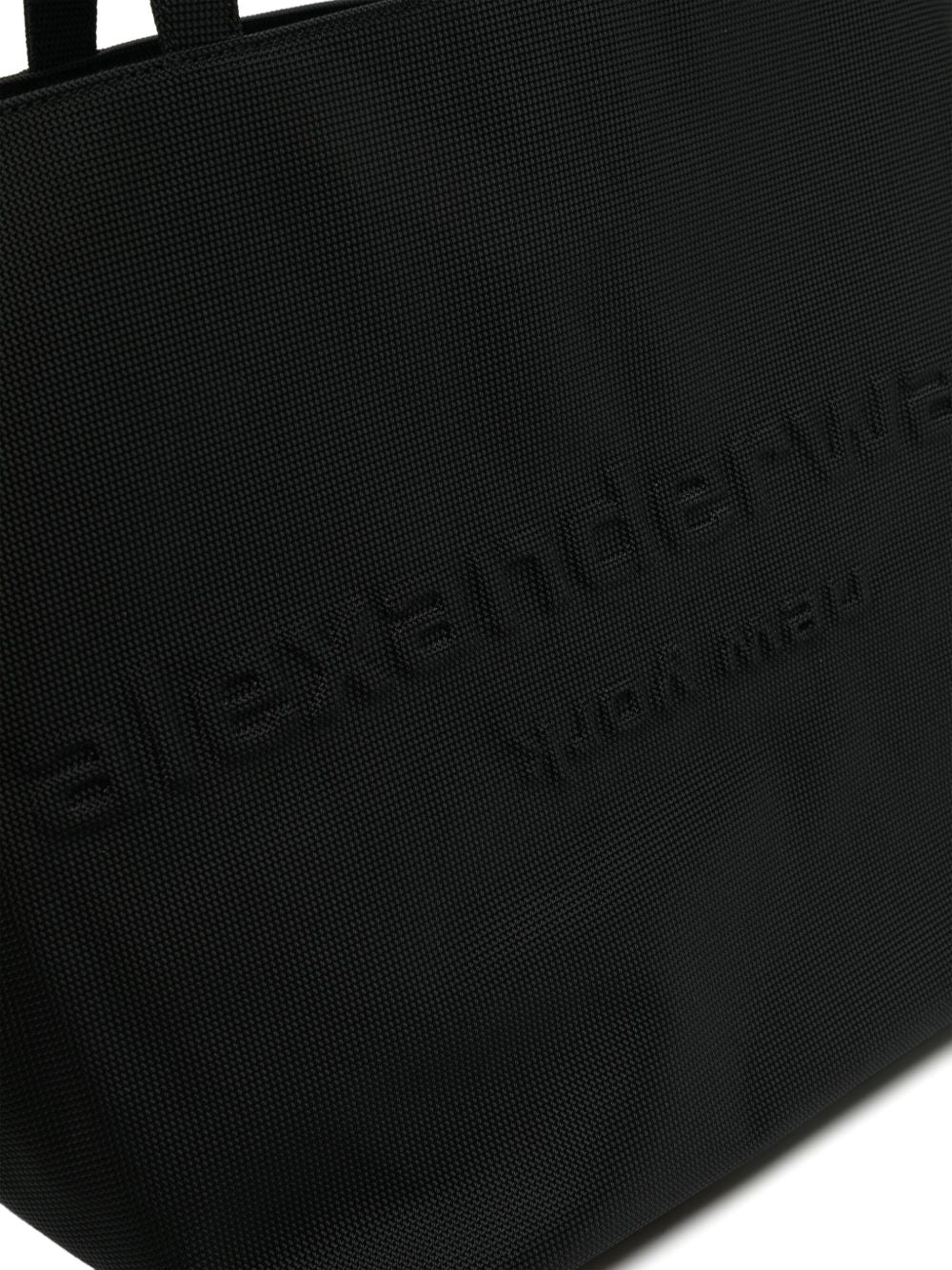 Borsa a spalla Punch con logo goffrato in nero Alexander Wang - donna 