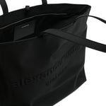 Borsa a spalla Punch con logo goffrato in nero Alexander Wang - donna 