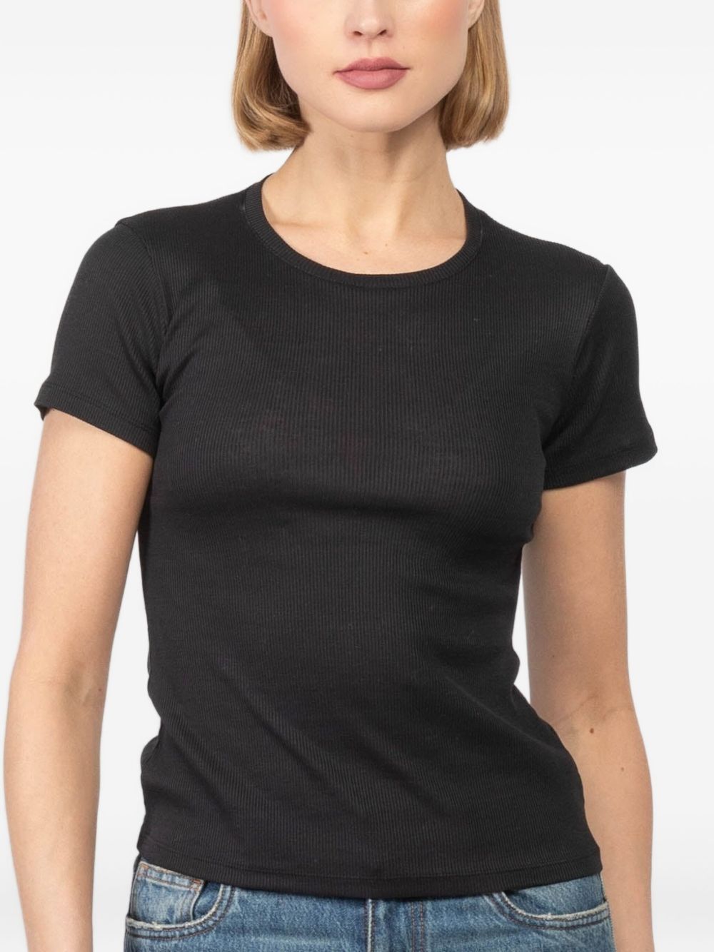 T-shirt a costine con girocollo in nero Aya muse - donna 
