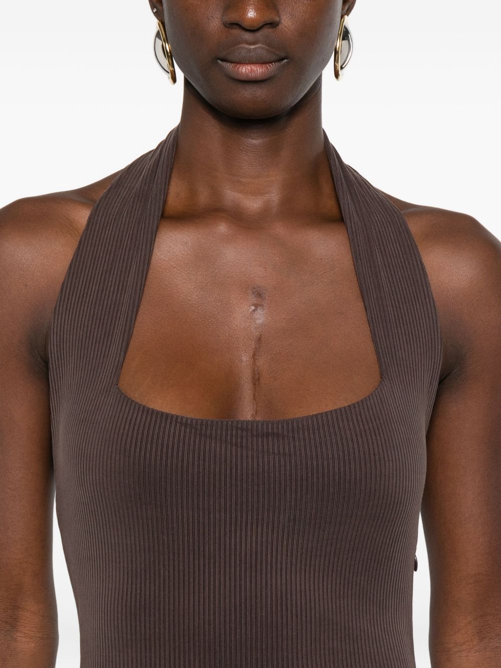 Abito lungo con scollo halter in marrone Aya Muse - donna 
