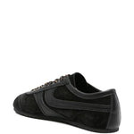 Sneakers in pelle con finiture in suede in nero 