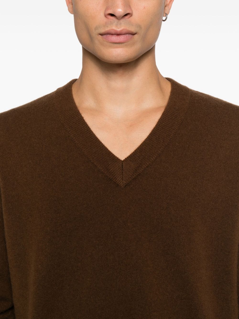 Maglione con scollo a v in marrone Entire studios - unisex 