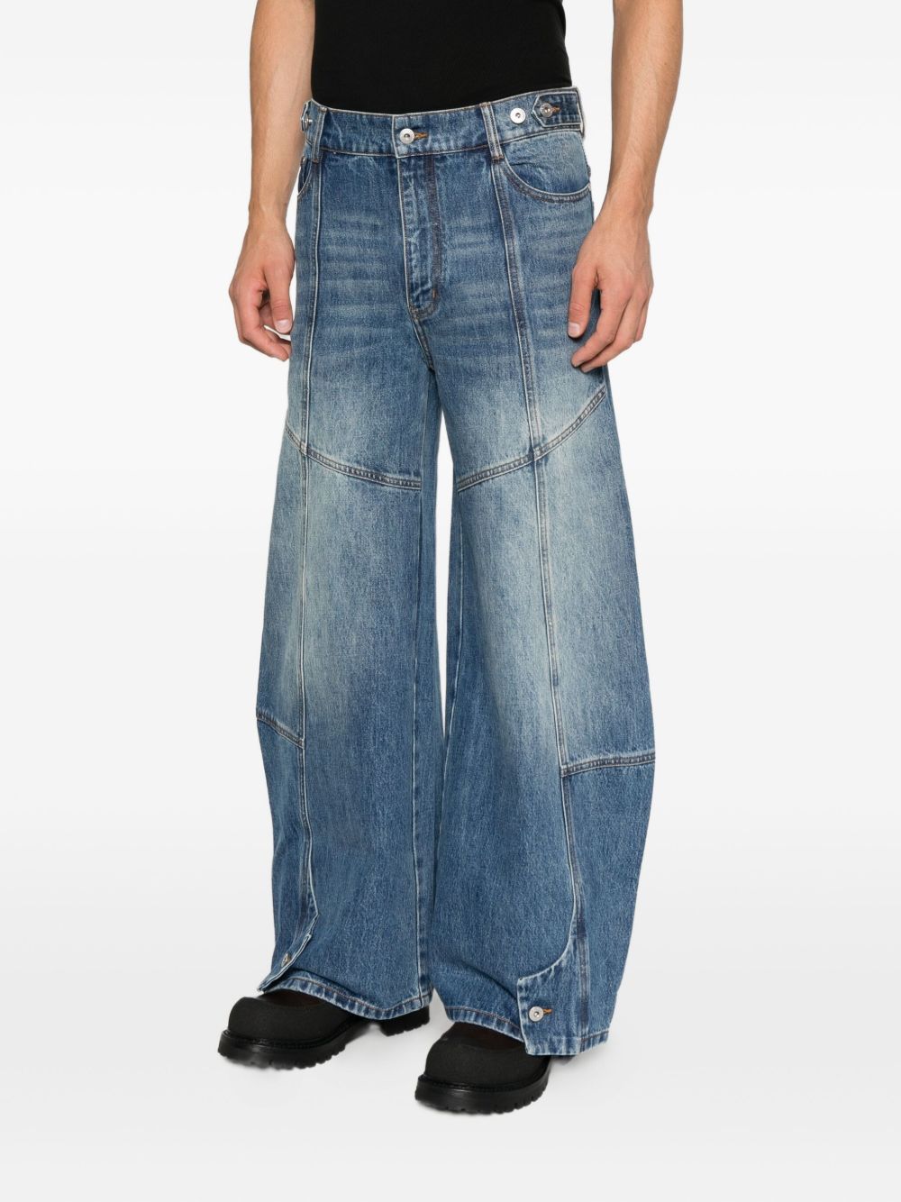 Jeans con pannelli a gamba ampia in blu Feng chen wang - uomo 