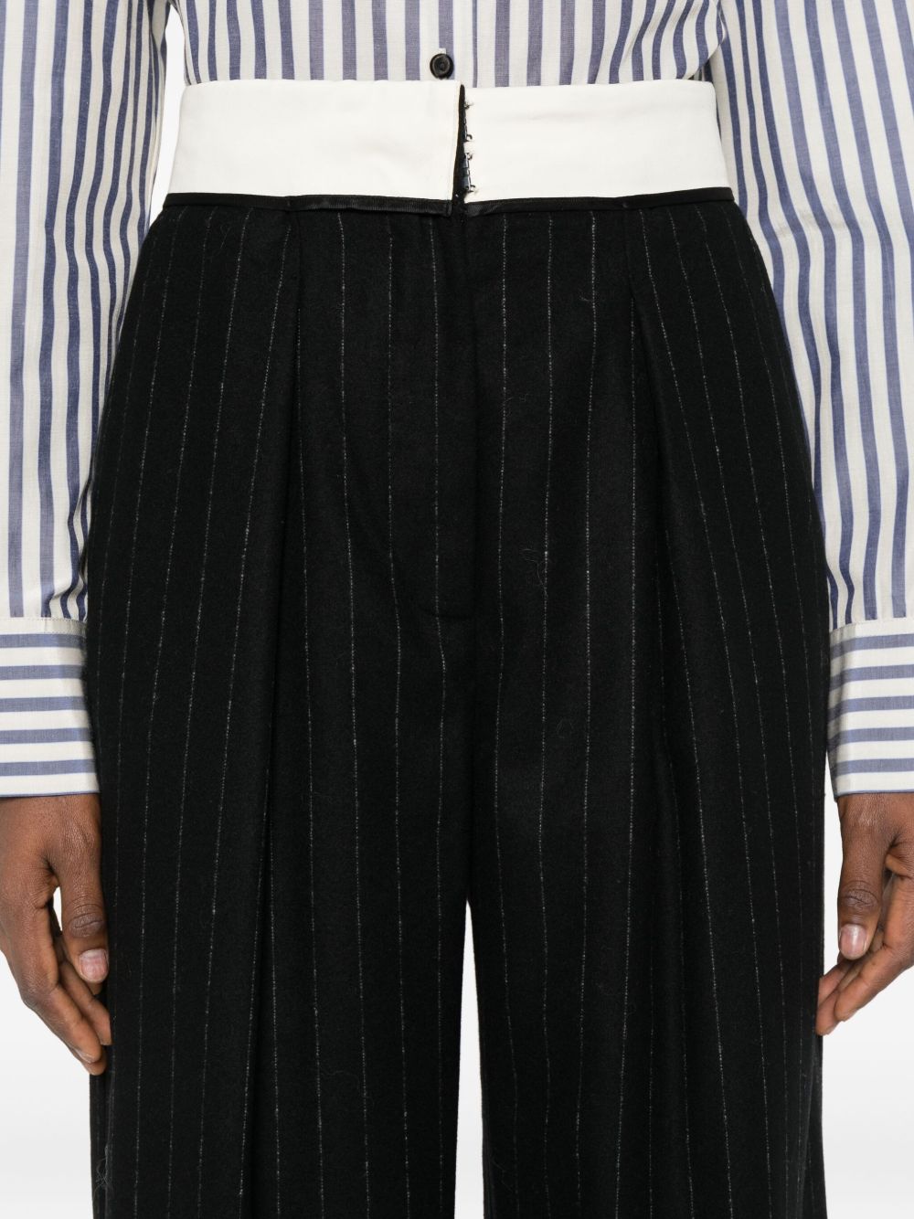 Pantaloni dritti gessati in nero Forte Forte - donna 