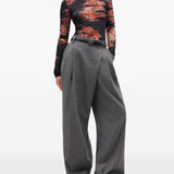 Pantaloni gessati con pieghe in grigio Ganni - donna 