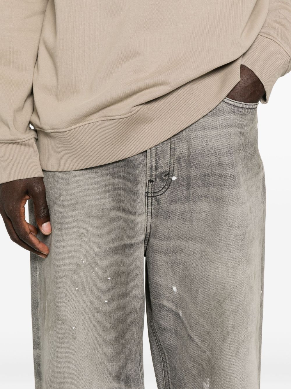 Jeans dritti con effetto vernice in grigio Haikure - uomo 