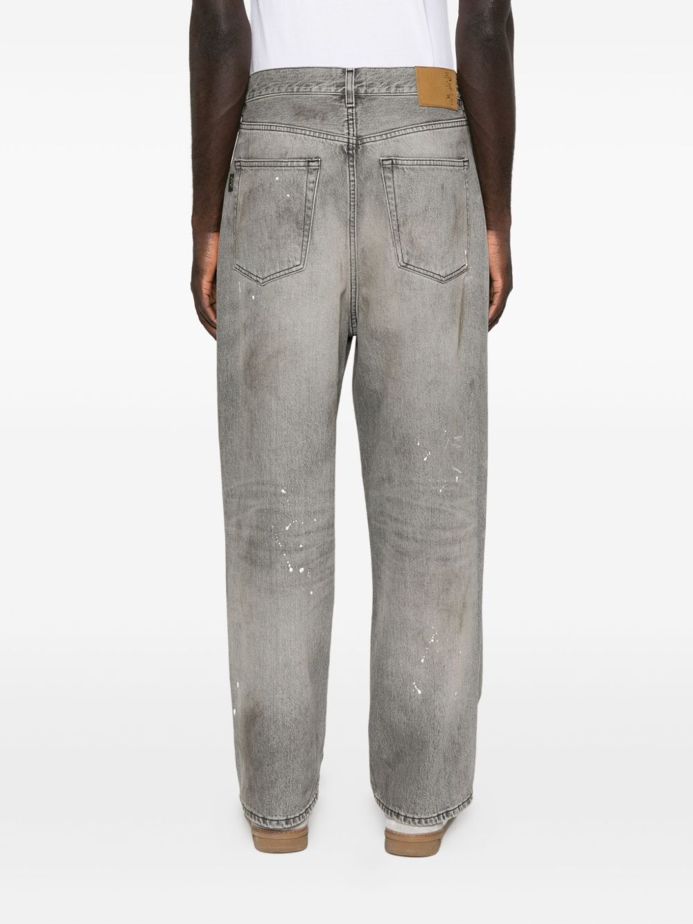 Jeans dritti con effetto vernice in grigio Haikure - uomo 