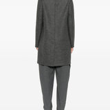 Cappotto con applicazione e bottoni in grigio Harris Wharf London - donna 