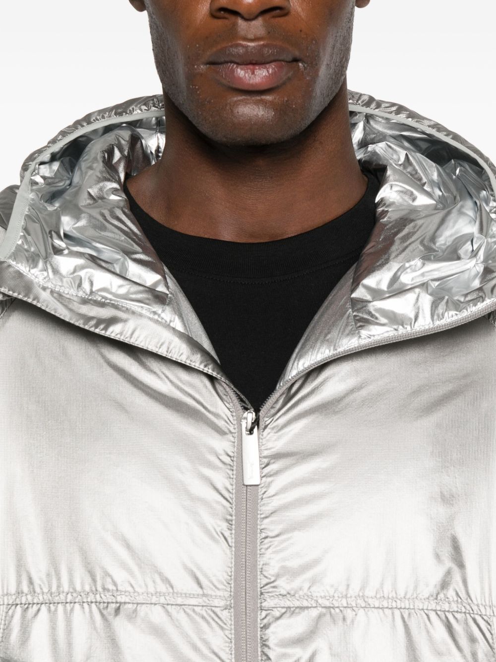 Piumino con cappuccio e zip in argento Laminar - uomo 