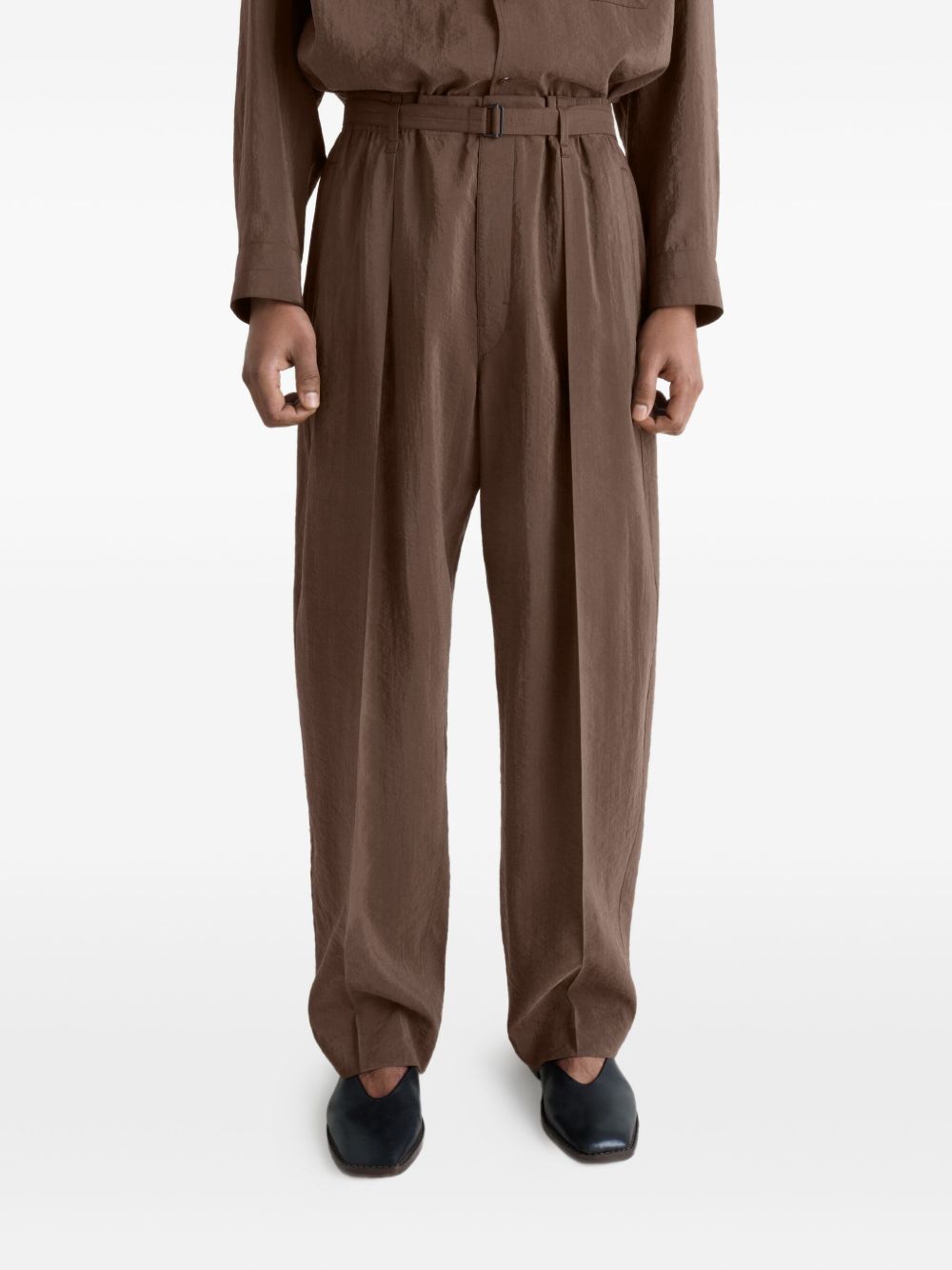 Pantaloni con pinces in marrone Lemaire - uomo 
