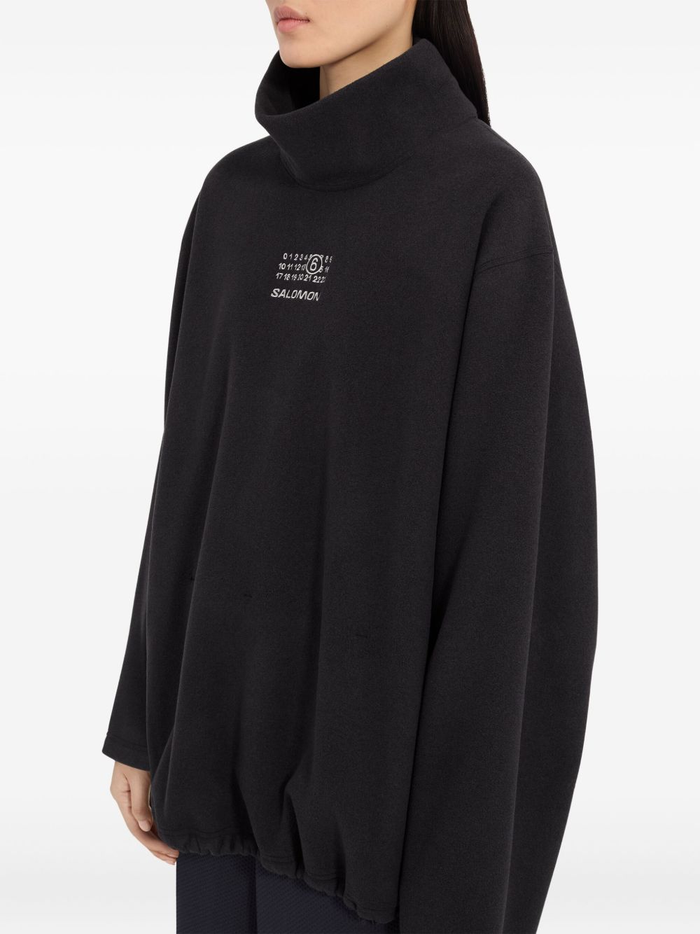Felpa con collo alto e coulisse in nero Mm6 X Salomon - donna 