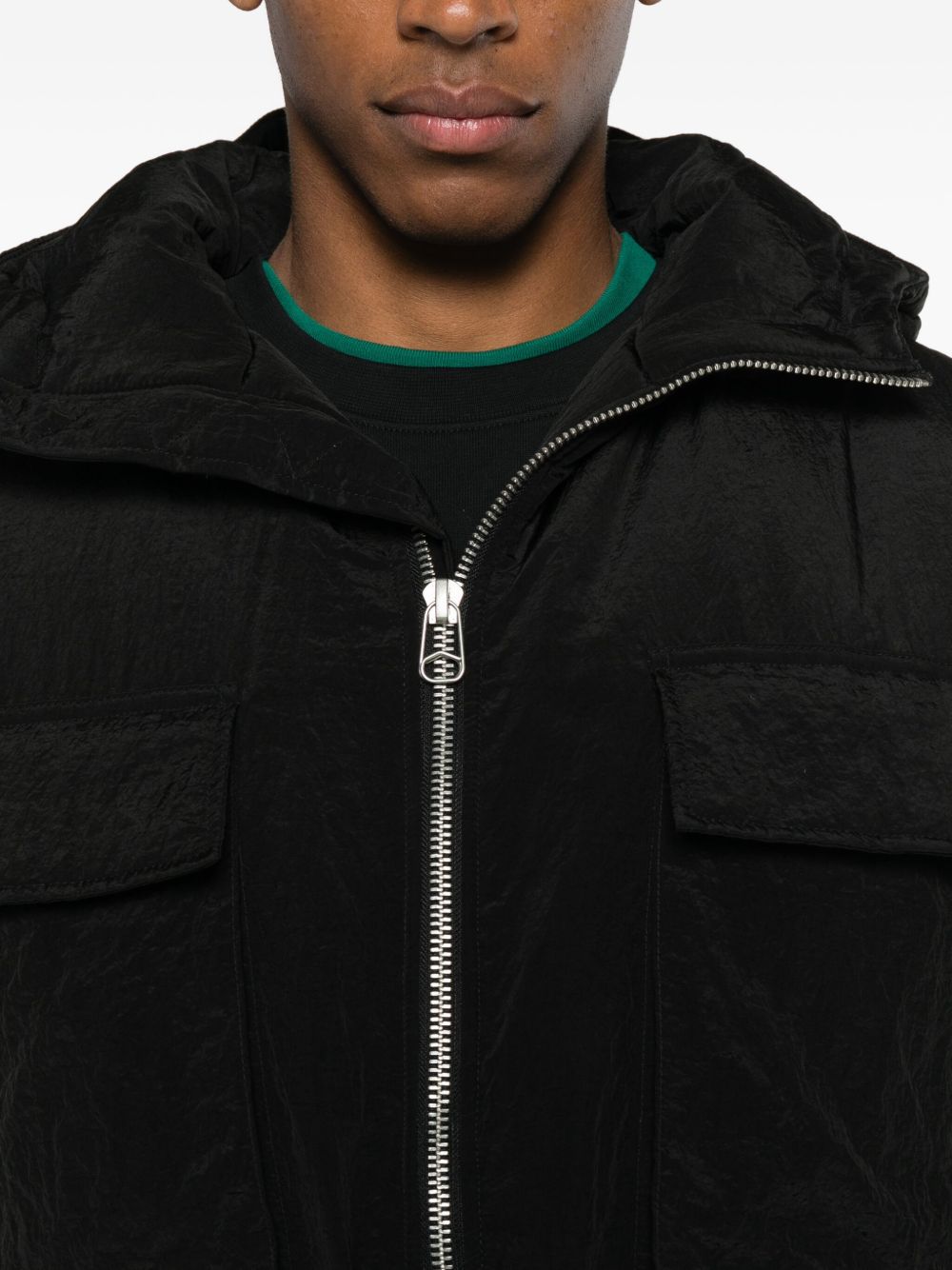 Cappotto con caqppuccio in nero Oamc peacemaker - uomo 