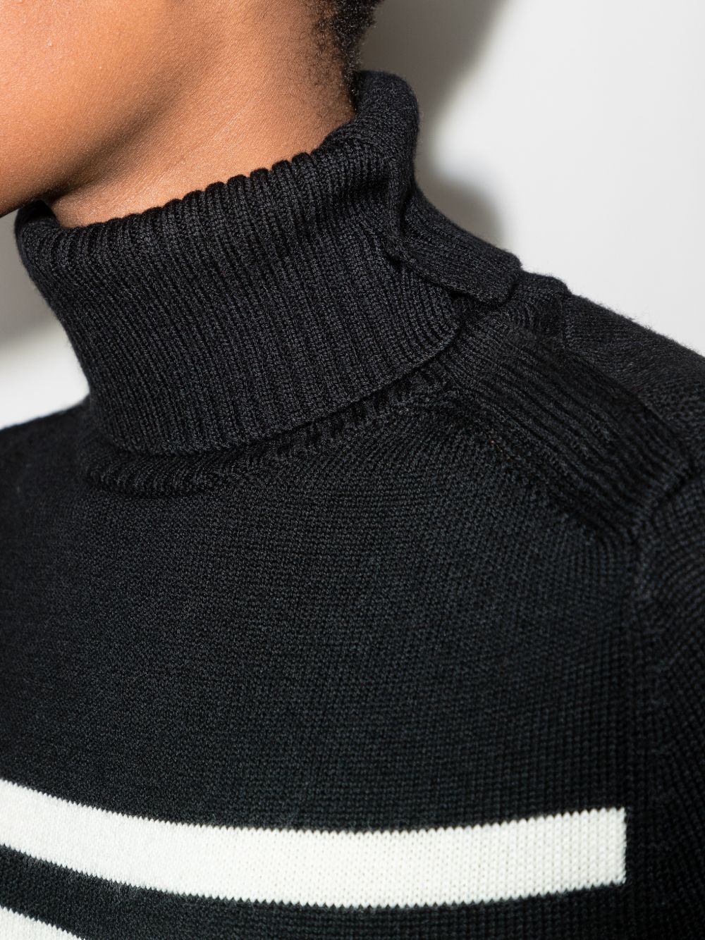 Maglione a collo alto Schild in nero Perfect moment - donna 