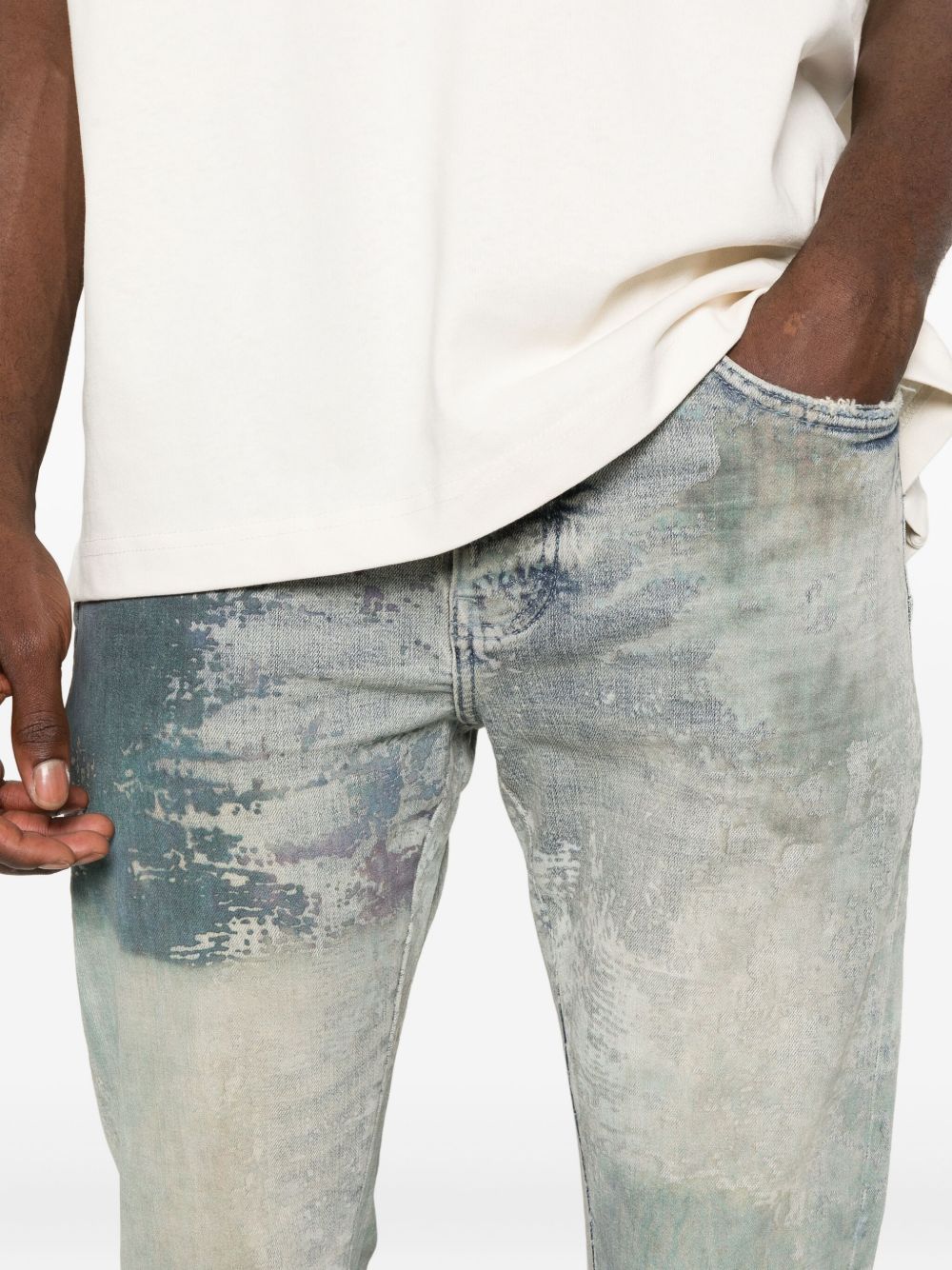 Jeans con effetto vissuto in blu Purple - uomo 