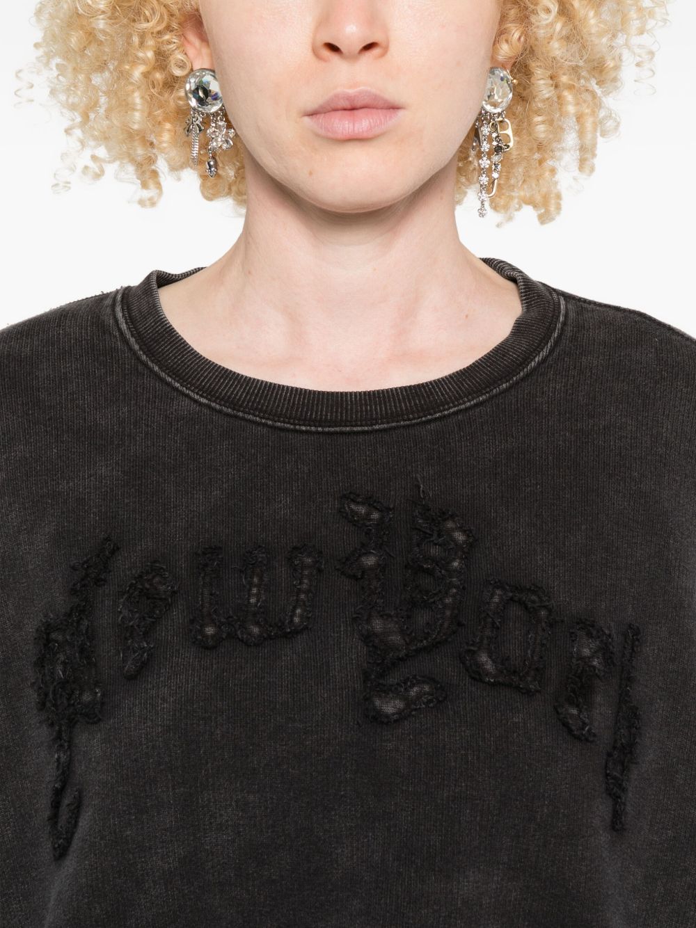 Felpa crop con ricamo in nero R13 - donna 
