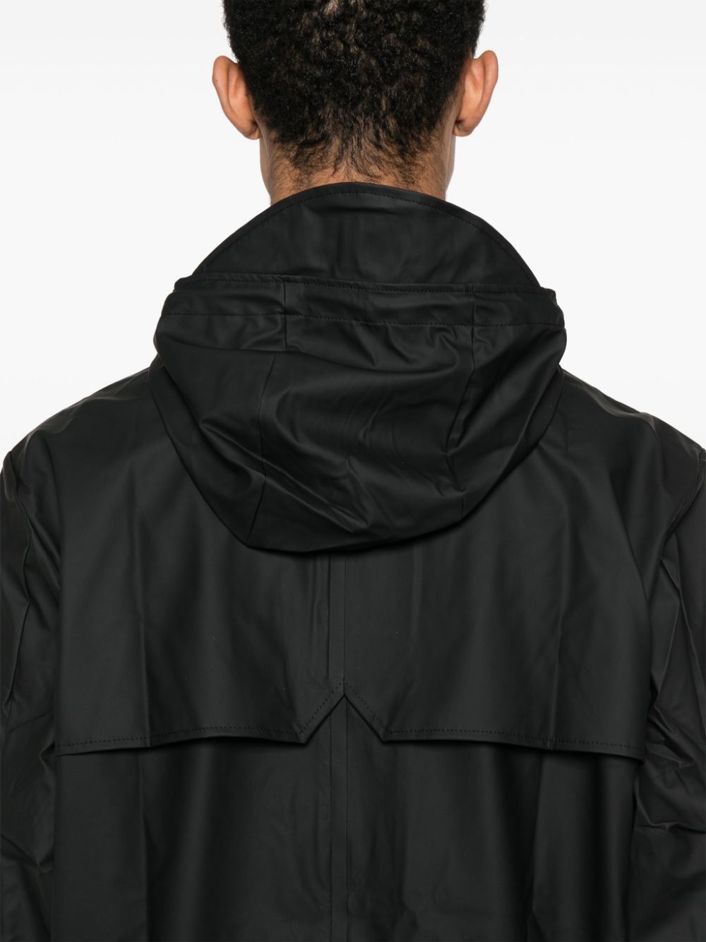 Parka rivestito con cappuccio e coulisse  in nero Rains - uomo 