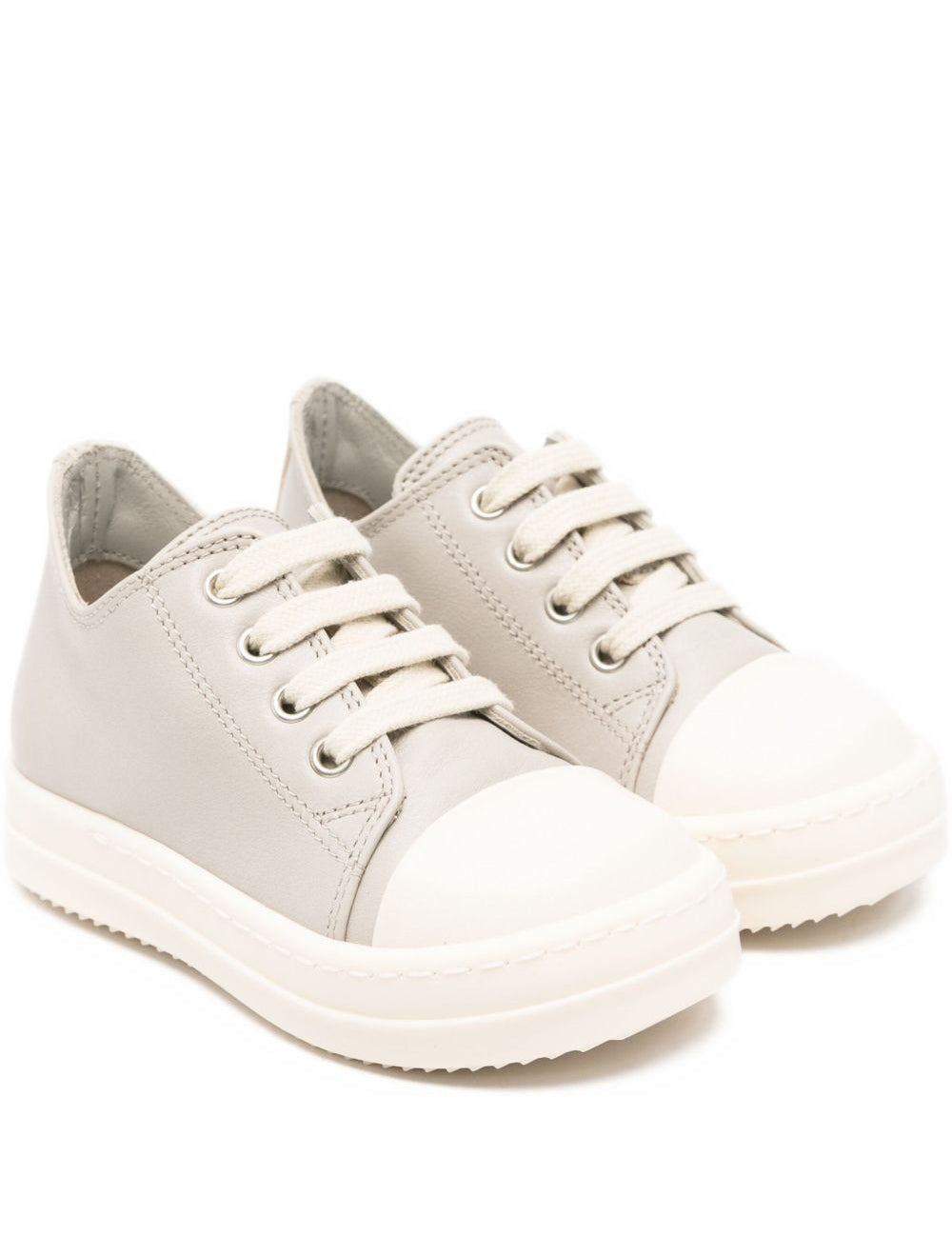 Sneakers in pelle con lacci in grigio 