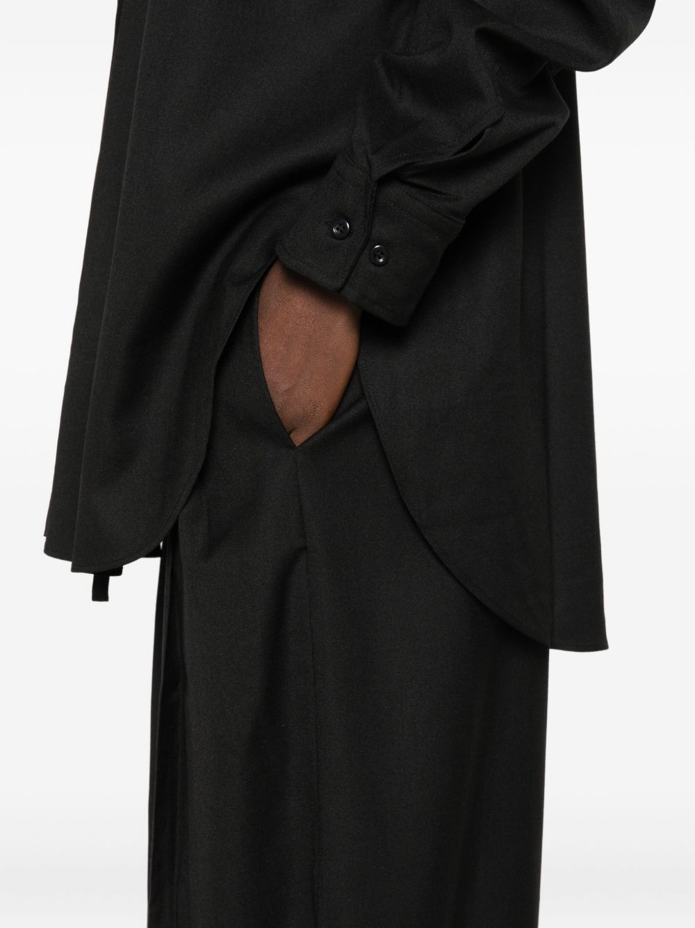 Camicia con collo a punta con bottoni frontali in nero The andamane - donna 