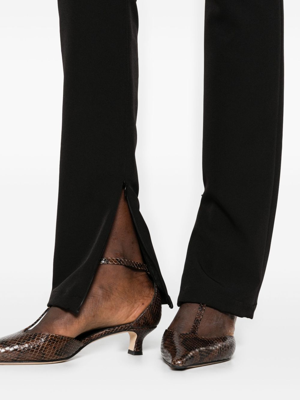 Pantaloni a gamba dritta con spacchi  in nero The latest - donna 