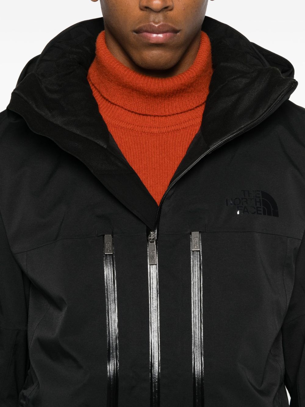 Giacca con cappuccio e zip da neve in nero The north face - uomo 