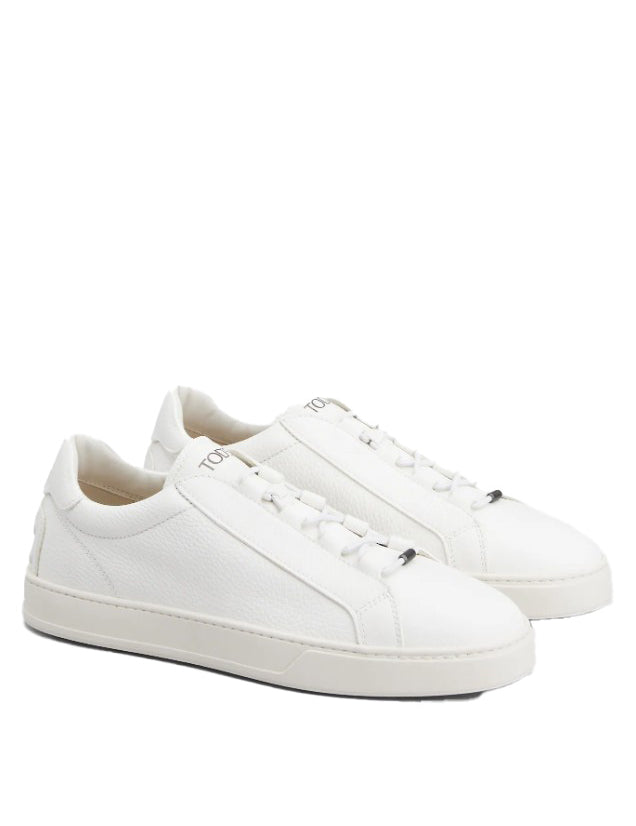 Sneakers basse in pelle scamosciata in bianco 