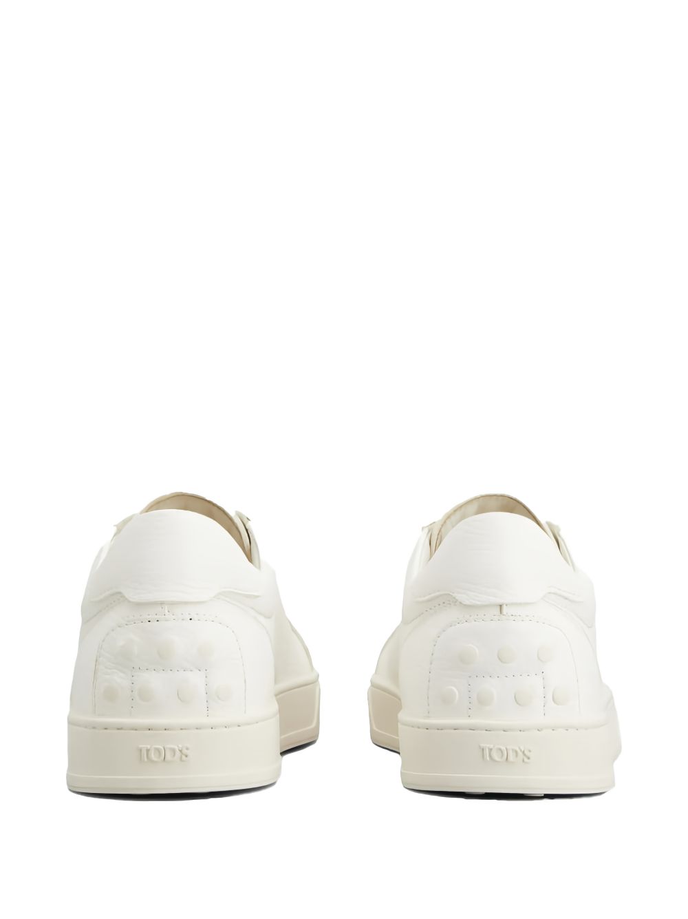 Sneakers basse in pelle scamosciata in bianco 