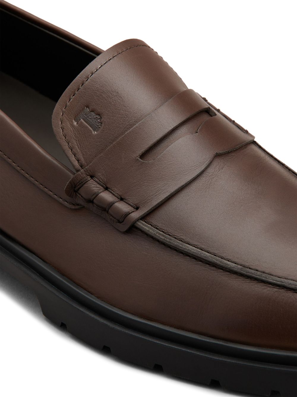 Mocassini con logo goffrato in marrone Tod's - uomo 