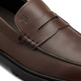 Mocassini con logo goffrato in marrone Tod's - uomo 