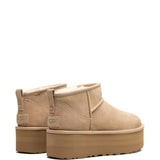 Stivaletti classic ultra plartform in beige Ugg - donna 