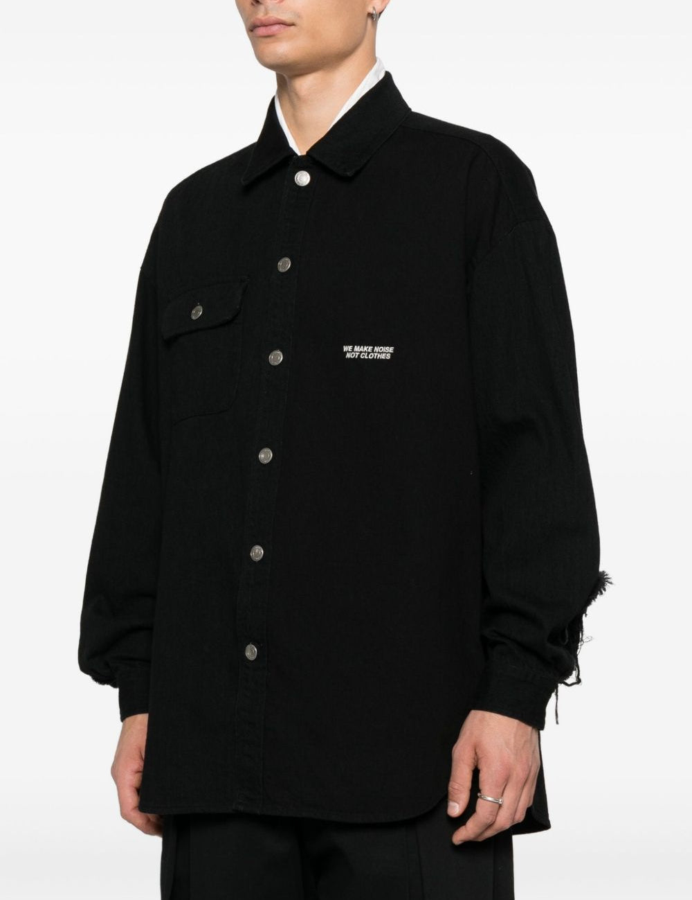 Camicia con abbottonatura in nero Undercover - uomo 