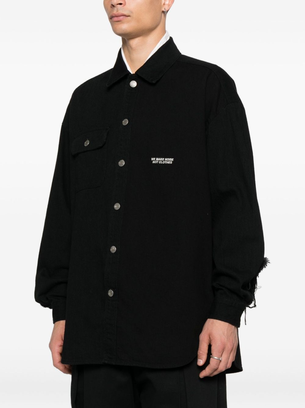 Camicia con abbottonatura in nero Undercover - uomo 