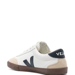 Sneakers basse volley in bianco e beige Veja - uomo 