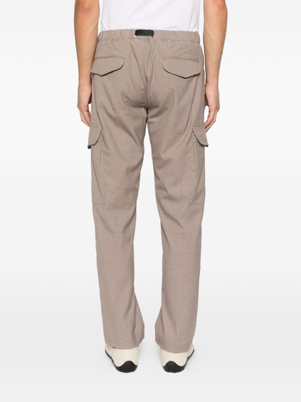 Pantaloni cargo con tasche in grigio Whitesand - uomo 