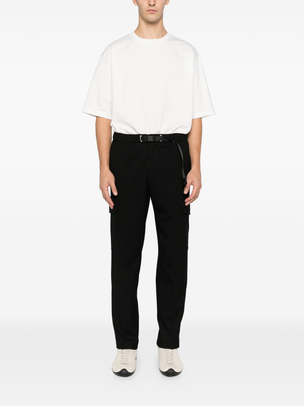Pantaloni cargo con tasche in nero Whitesand - uomo 