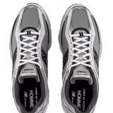 Sneakers U509 con logo in grigio <BR/> 