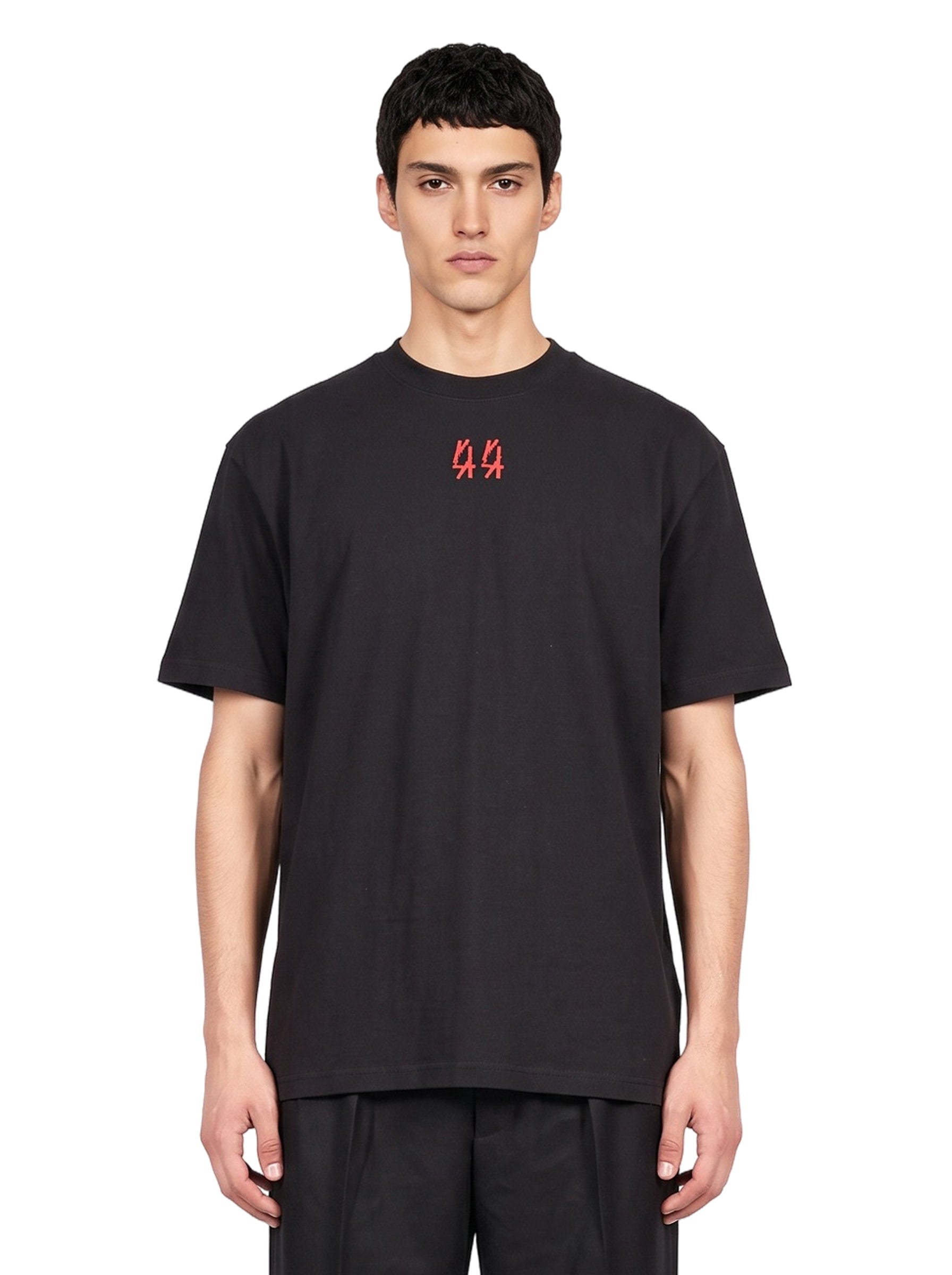 T-shirt con ricamo in nero 