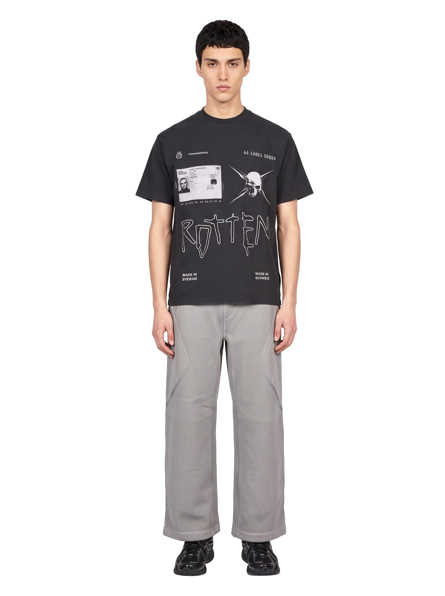 T-shirt con stampa in nero 