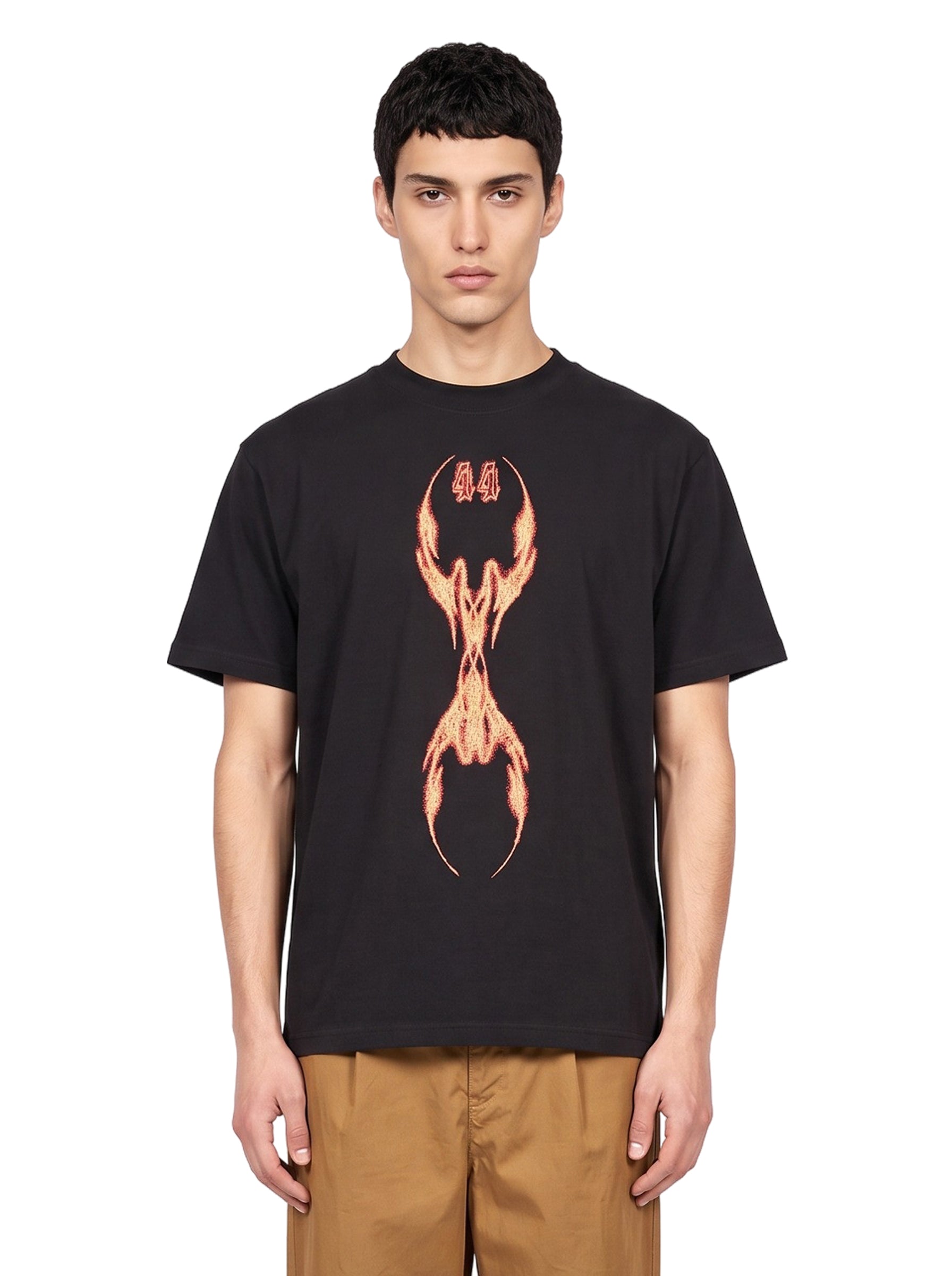 T-shirt Y2K World Fire in nero 