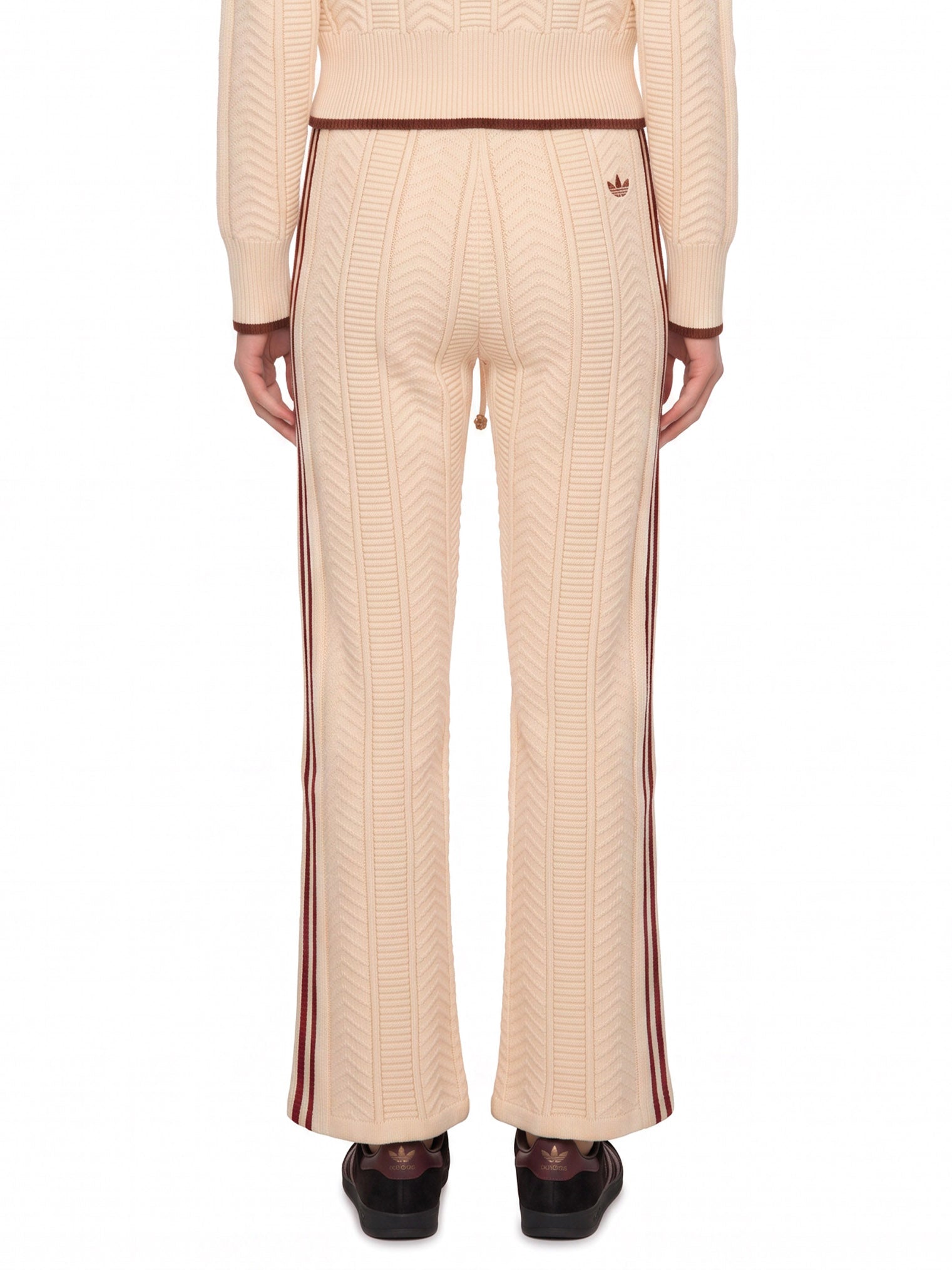 Pantaloni da tuta con cuciture a contrasto in beige 