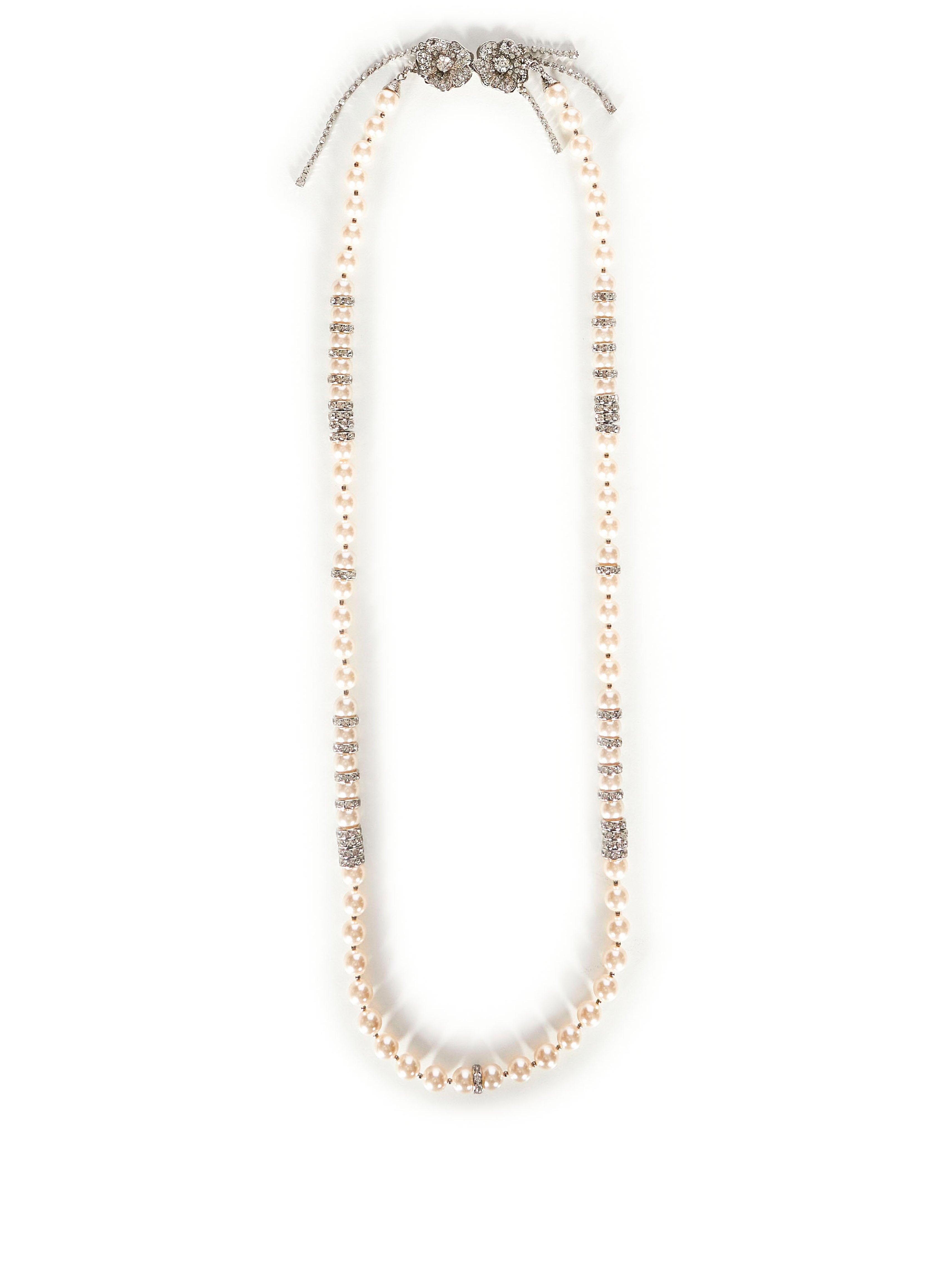 Collana di perle con chiusura floreale 