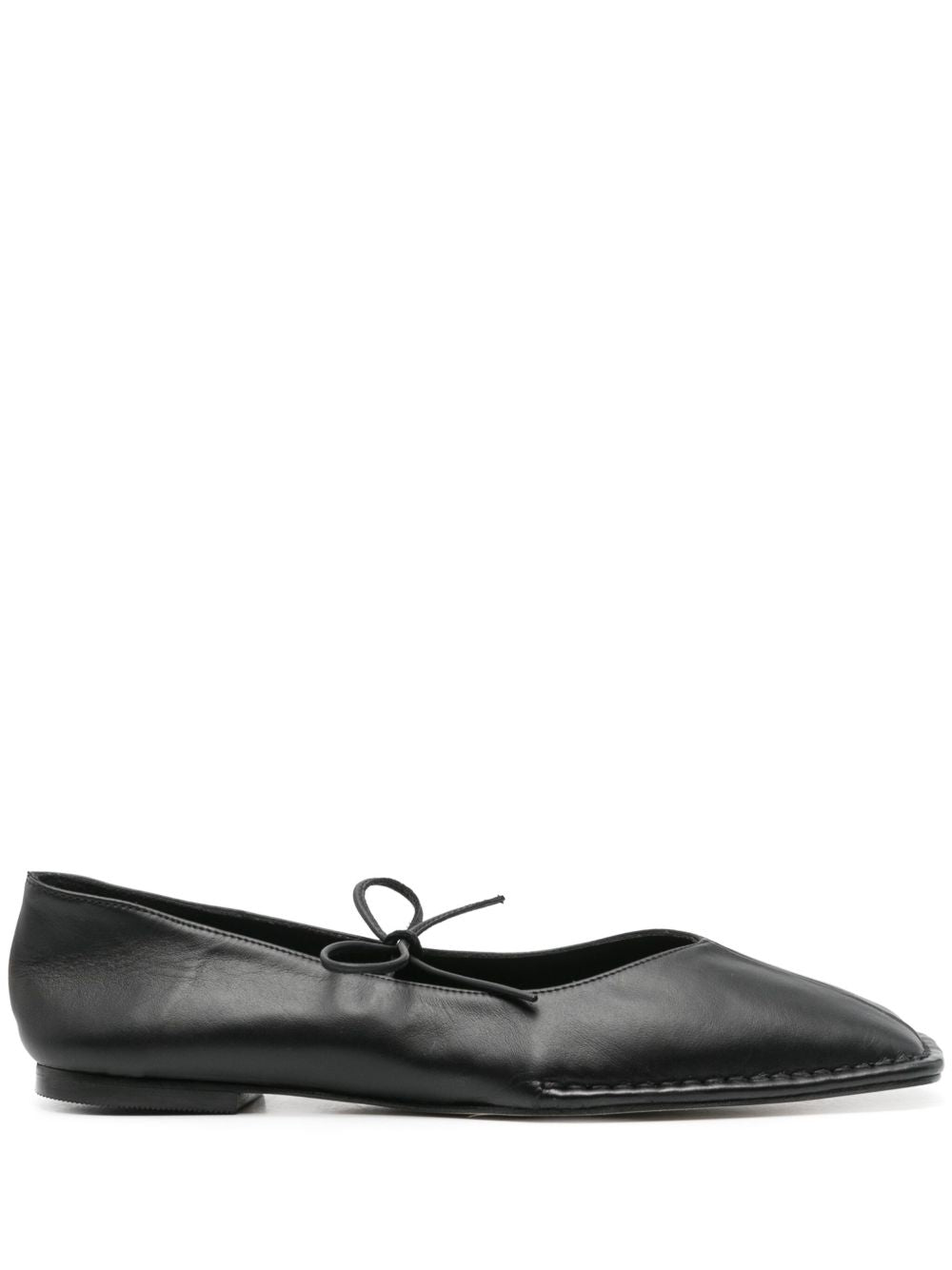 Ballerine Sway con punta quadra in nero 