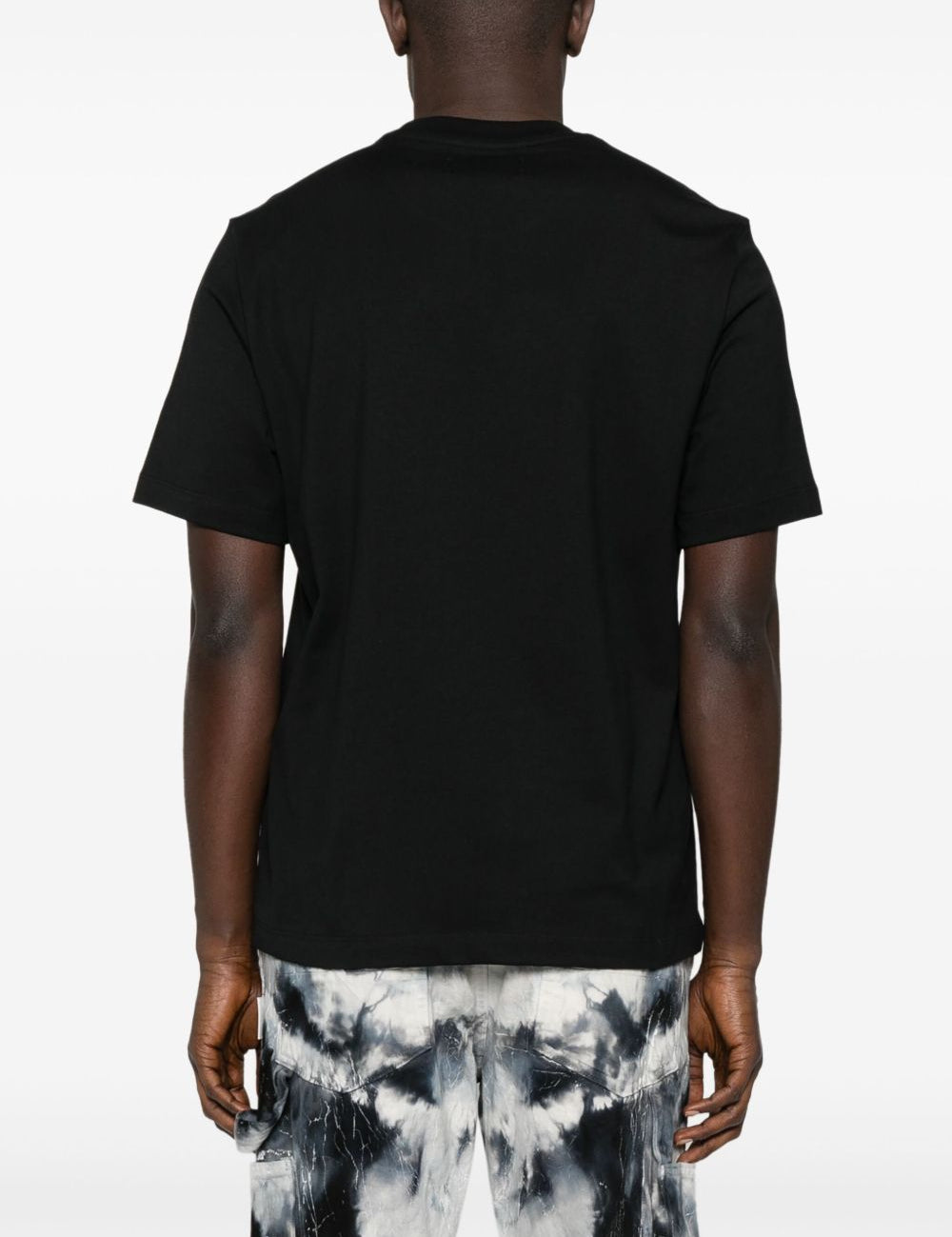 T-shirt a maniche corte con logo  in nero 