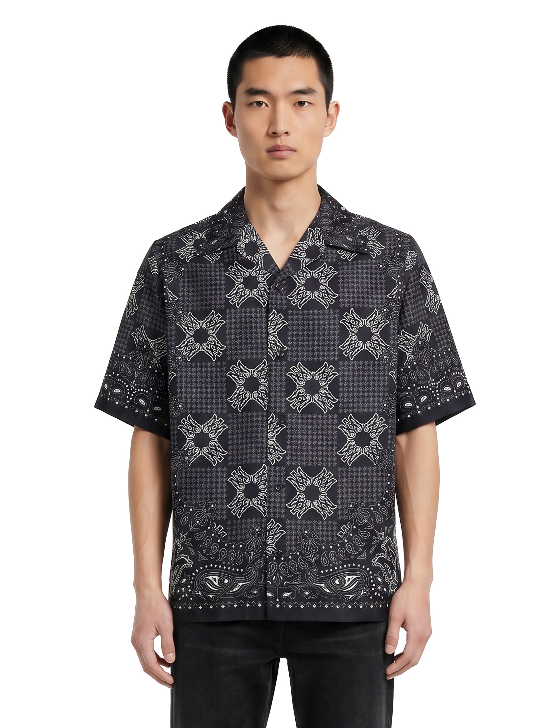 Camicia a maniche corte con stampa bandana in nero 