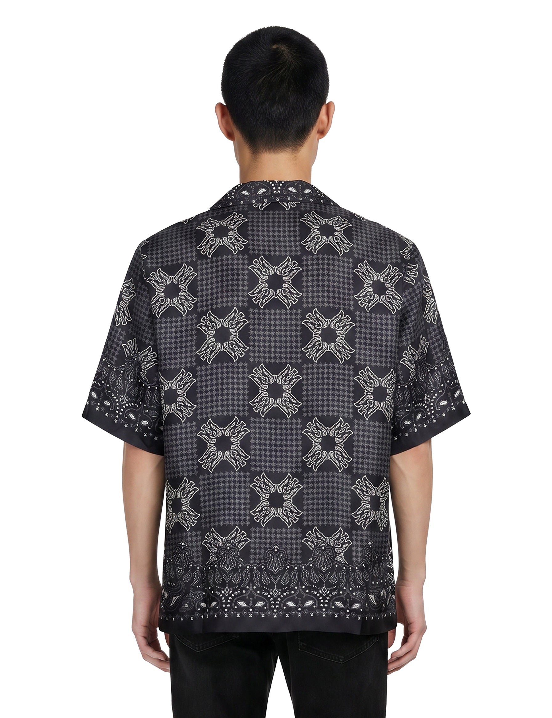 Camicia a maniche corte con stampa bandana in nero 
