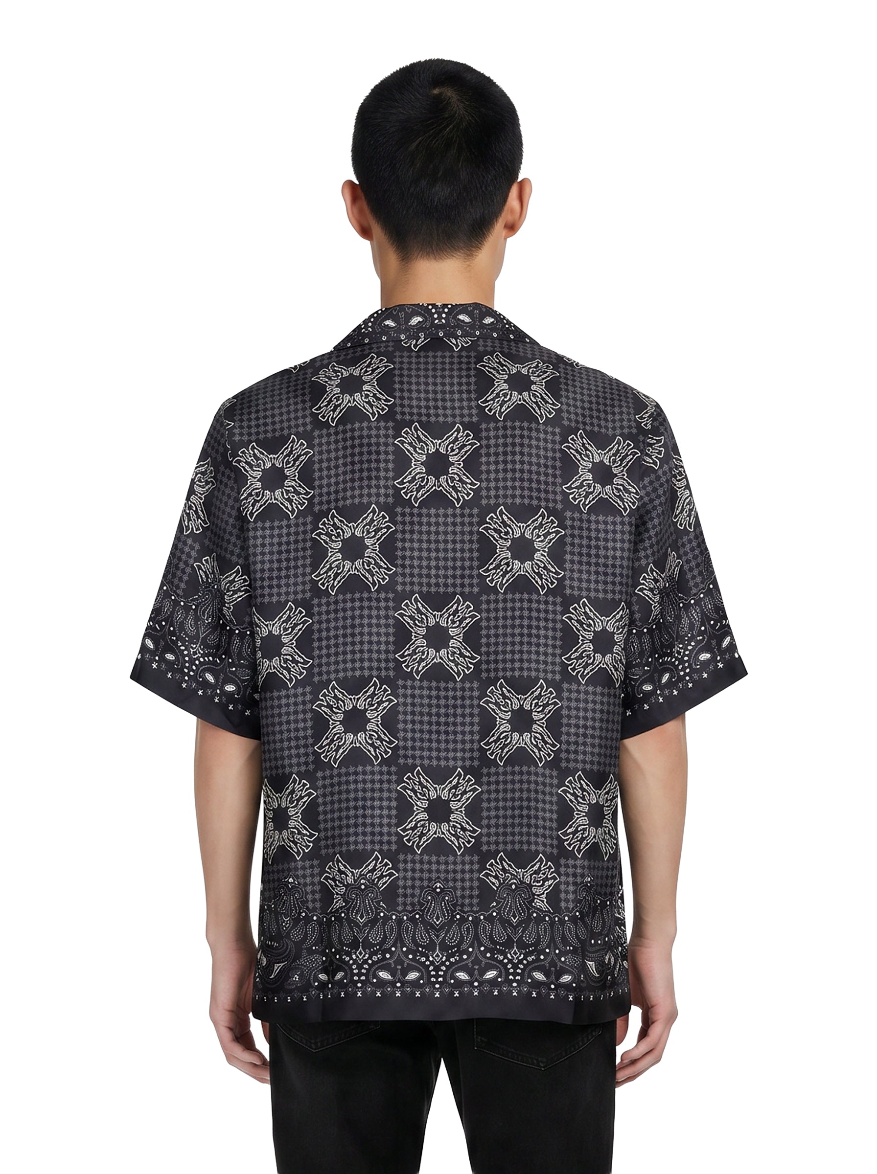 Camicia a maniche corte con stampa bandana in nero 