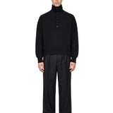 Maglione collo alto con bottoni in nero 
